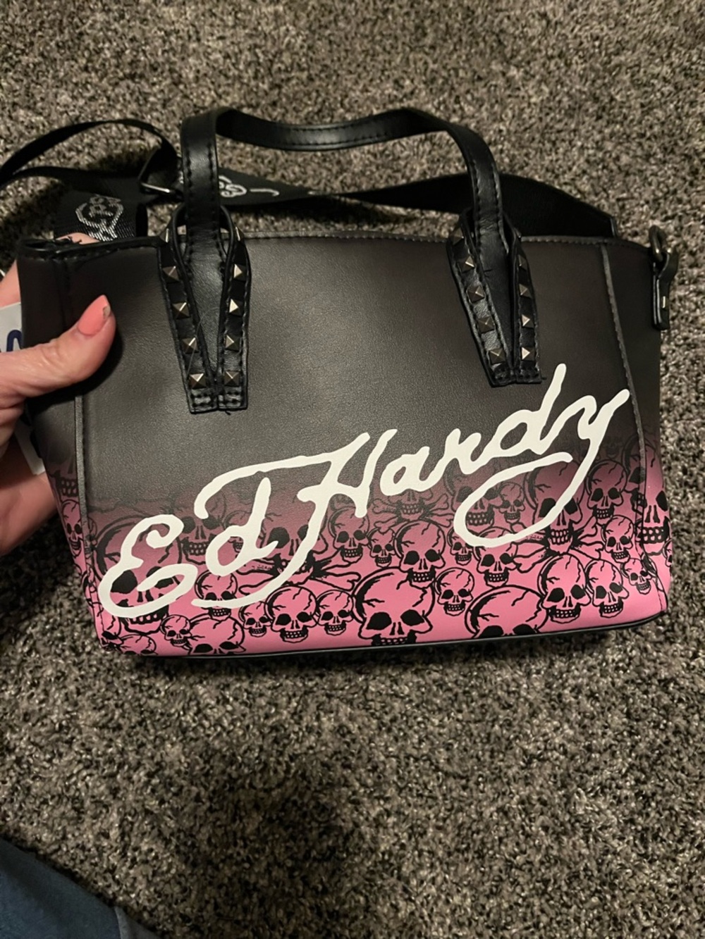 Ed Hardy bag - Picture 2 of 6